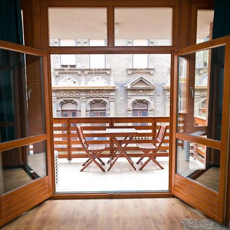Lovag Studio Apartment Budapest Bagian luar foto